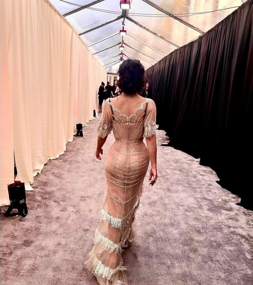 25P Salma Hayek nude