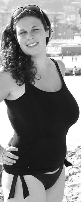 20P Social Network Hot Babes 4