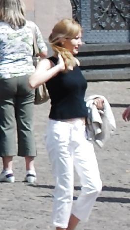 25P STREET VOYEUR - HORNY TEEN PUSSYS - COMMENT PLS