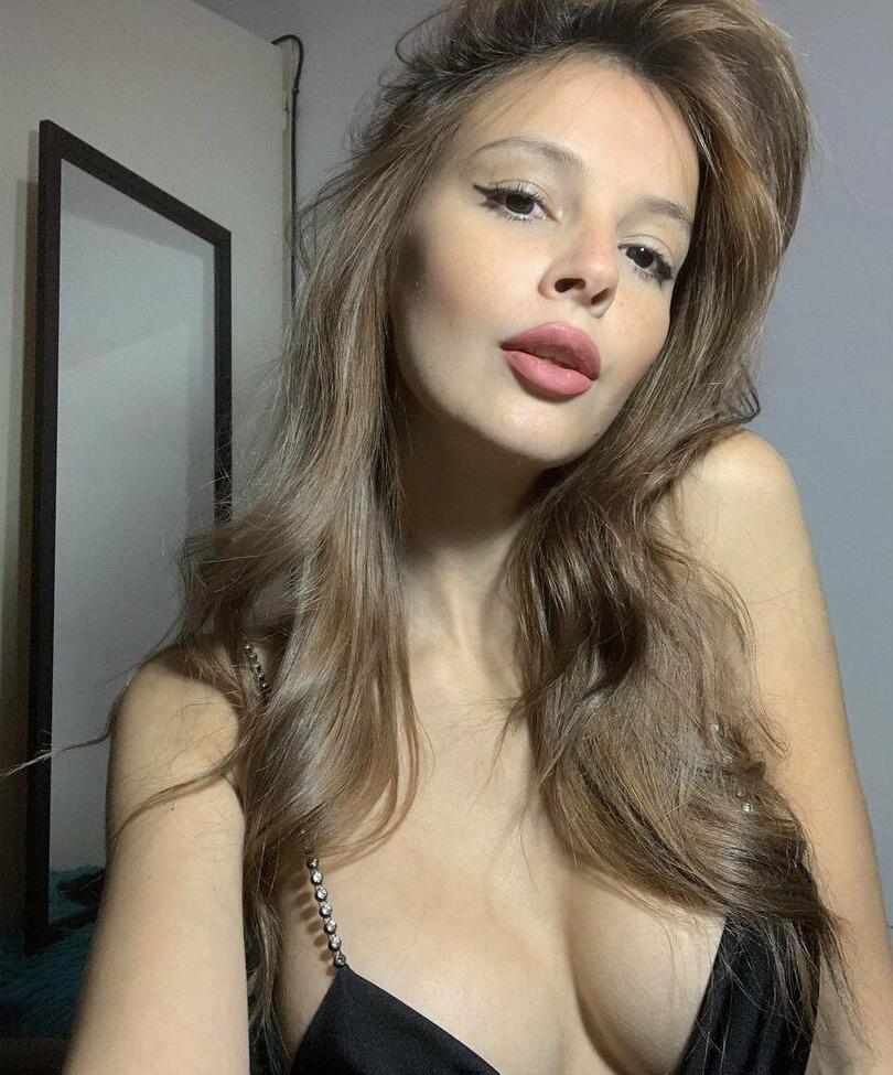 24P Yus Lopez nude