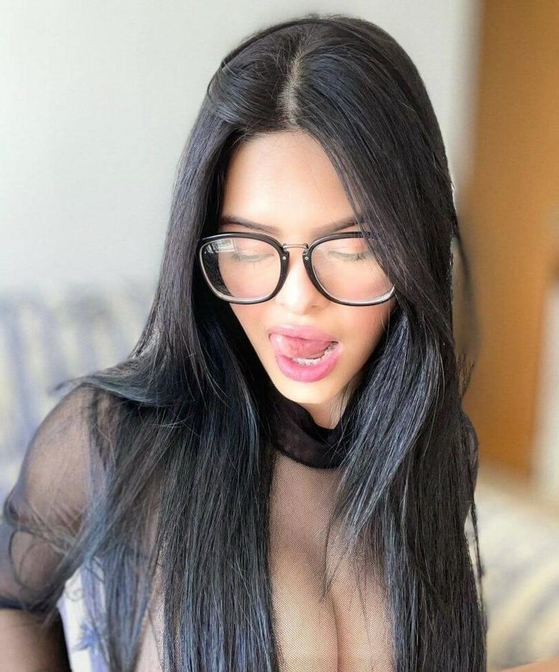 25P Kimberly Delgado nude
