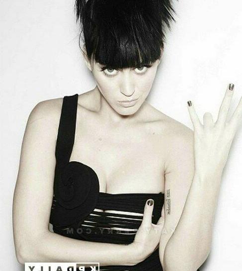 25P Katy Perry nude