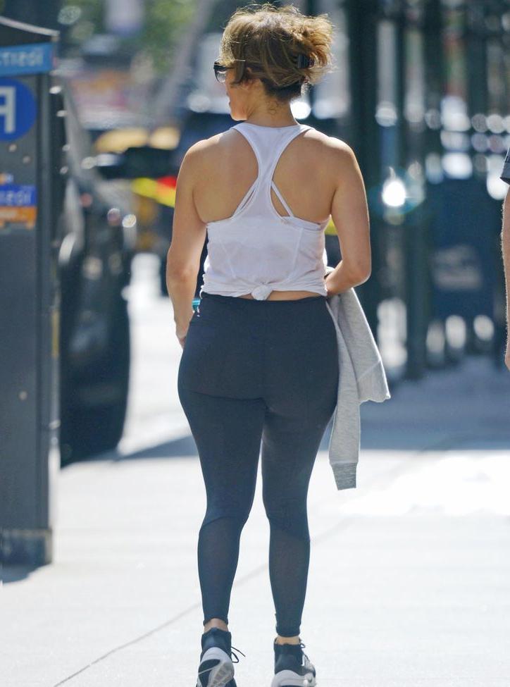 25P Jennifer Lopez nackt