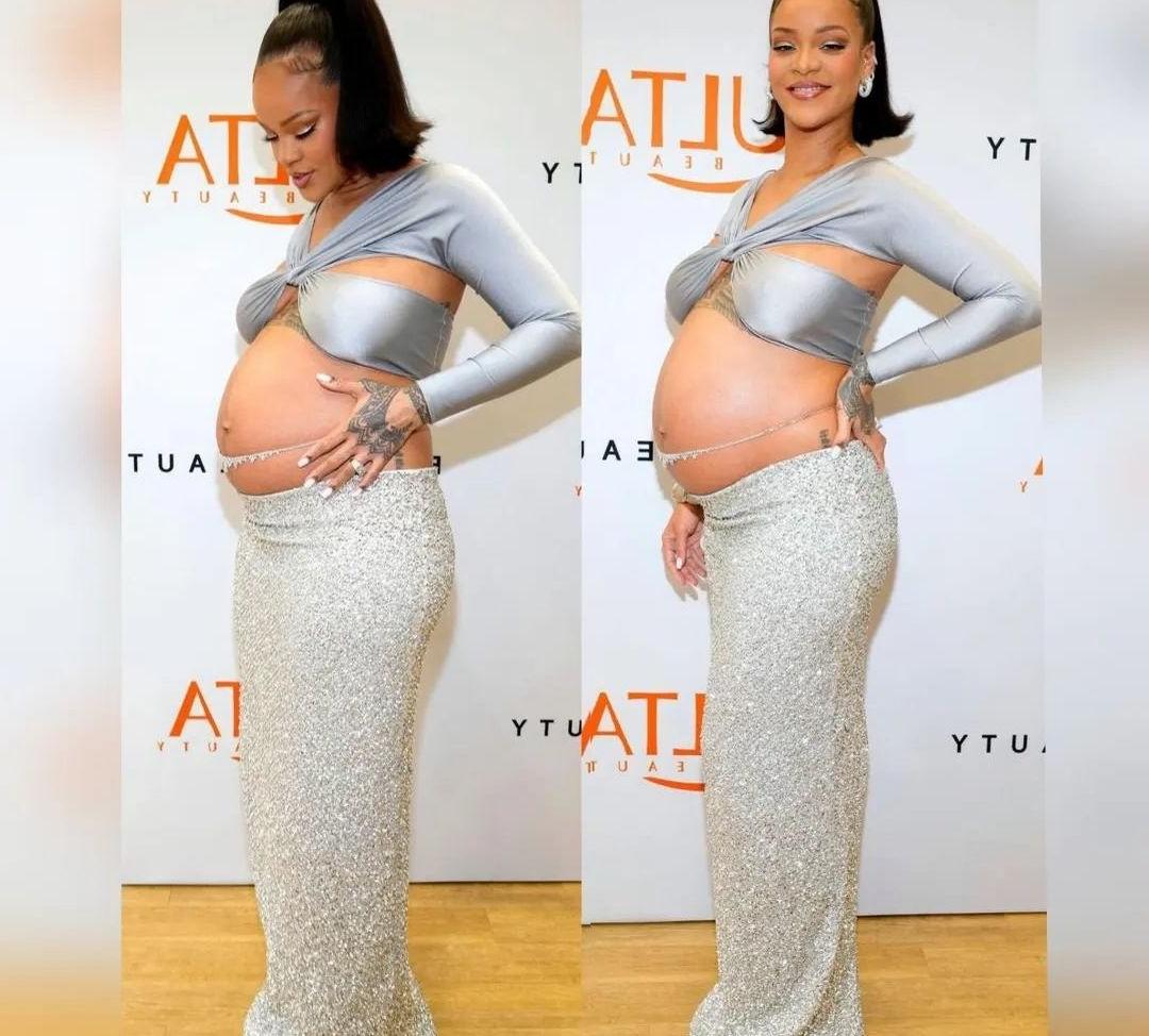 25P Rihanna nude