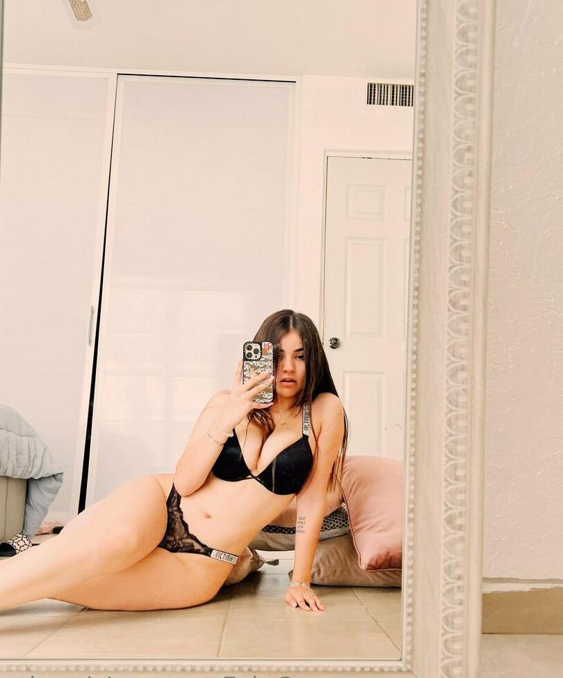 25P Gabygardez nude