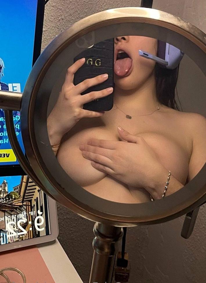 25P Gabygardez nude