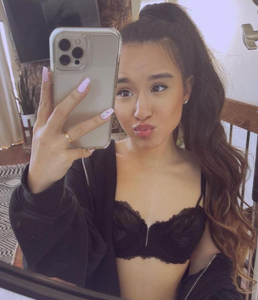 25P Alahnaly nude