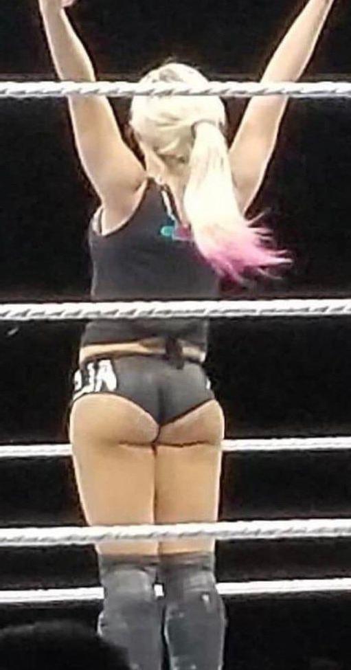 25P Alexa Bliss nude
