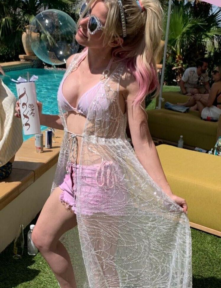 25P Alexa Bliss nude