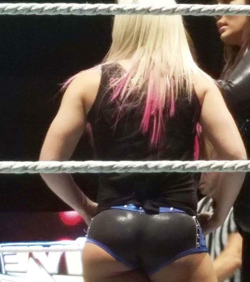 25P Alexa Bliss nude