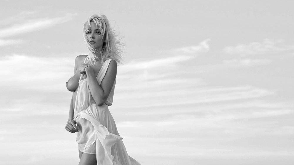 25P Ekaterina Shiryaeva nude