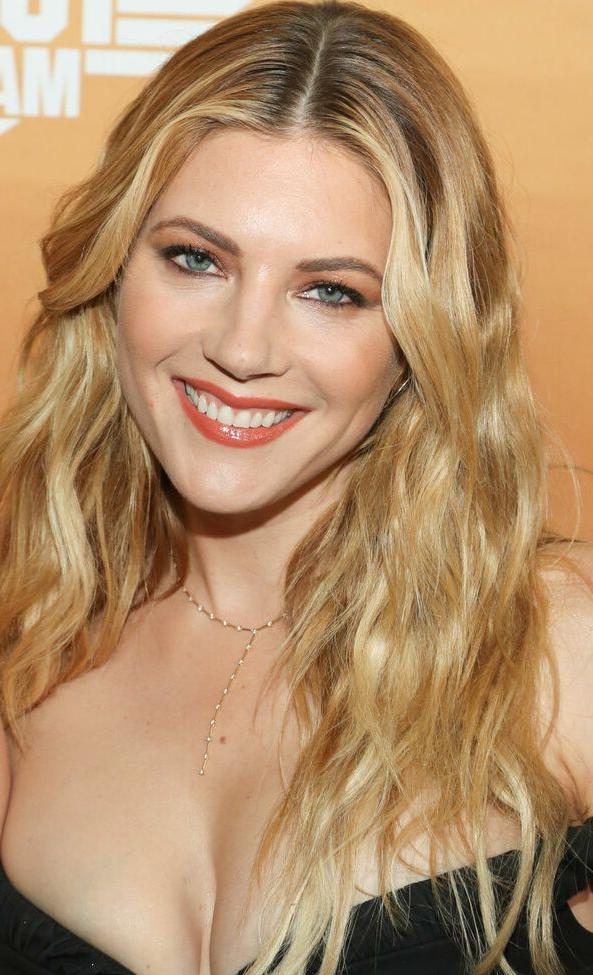 25P Katheryn Winnick nude