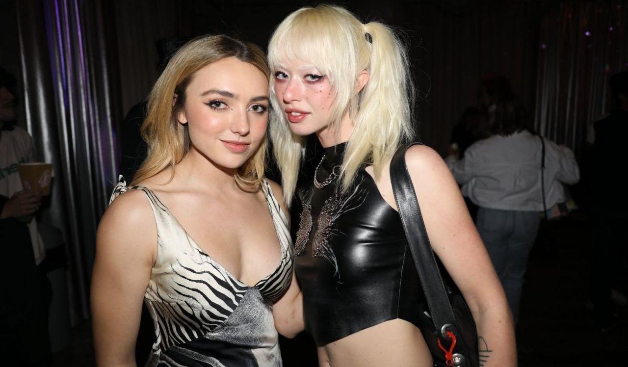 25P Peyton List nude