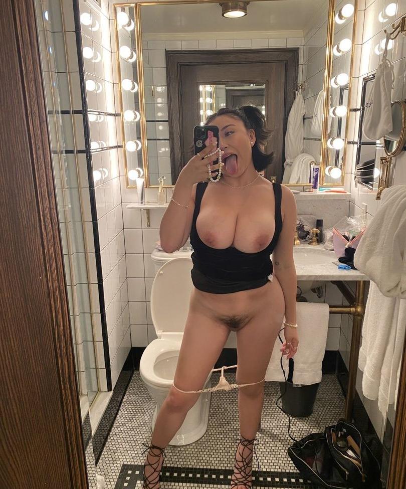 25P Lauren Jasmine nude