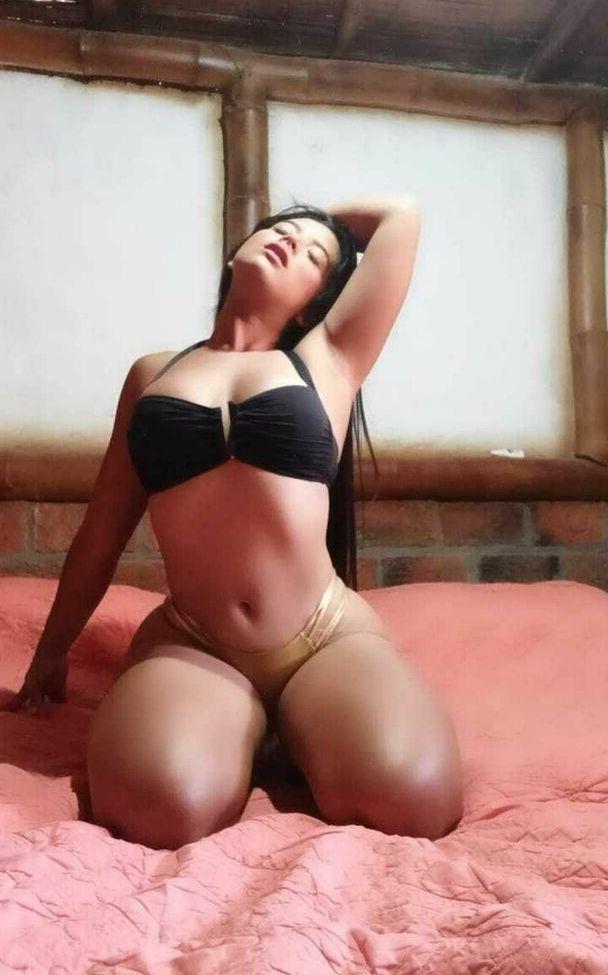 25P Alejandra Quiroz nude