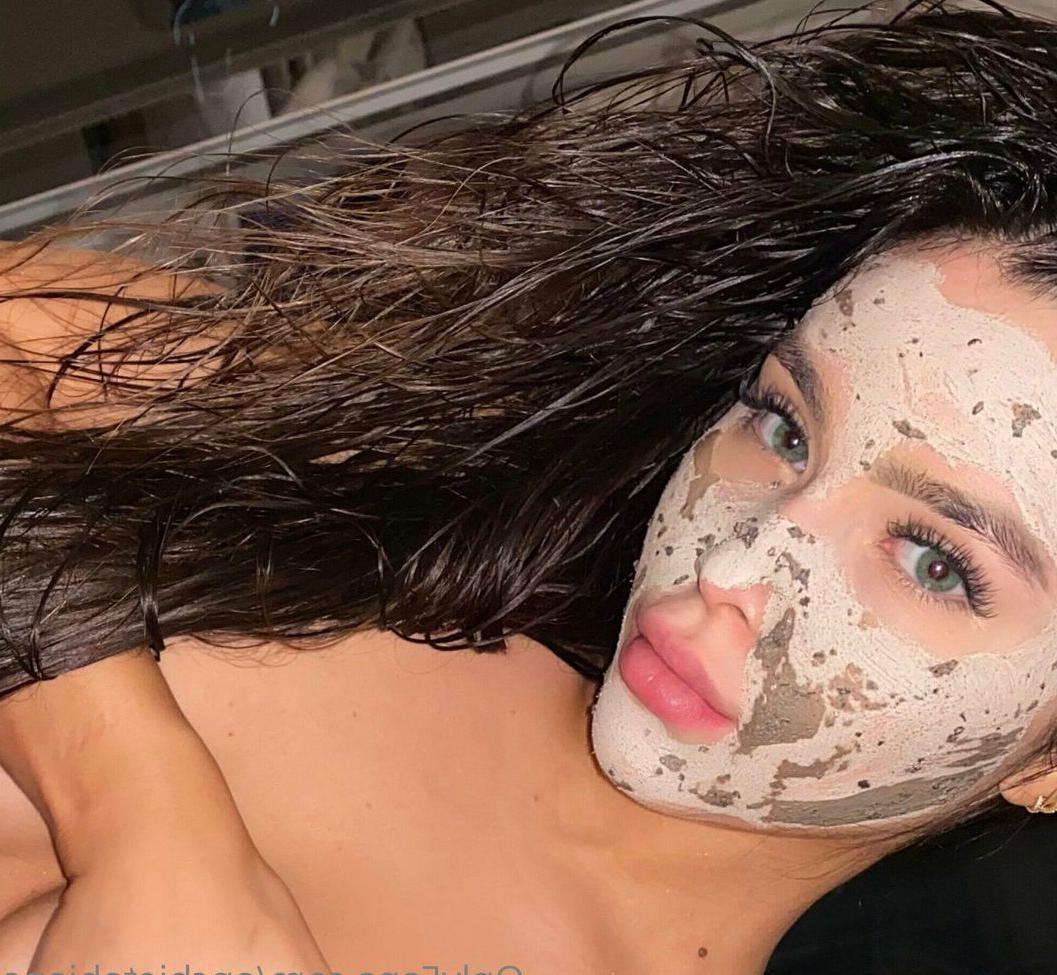 25P Bianca Anchieta nude