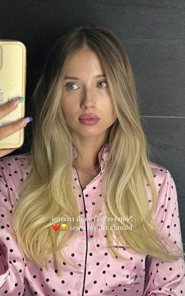25P Polina Malinovskaya nude