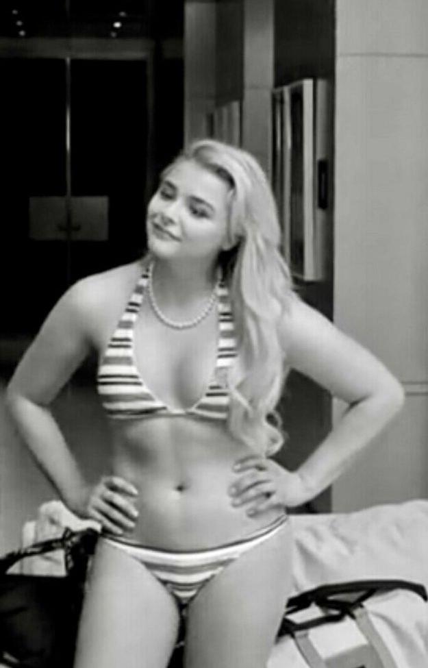25P Chloe Grace Moretz nude
