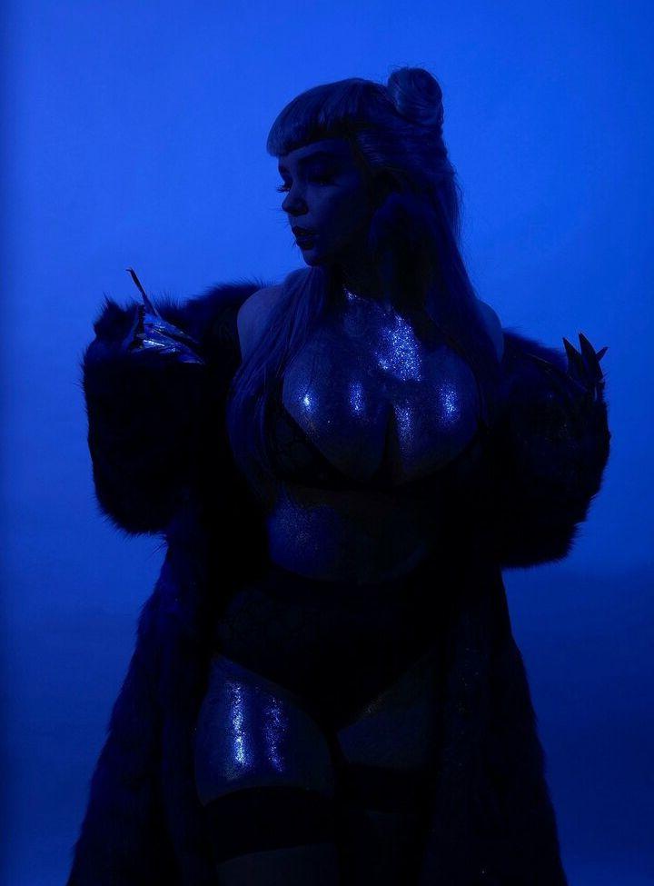 25P Nikawuw nude