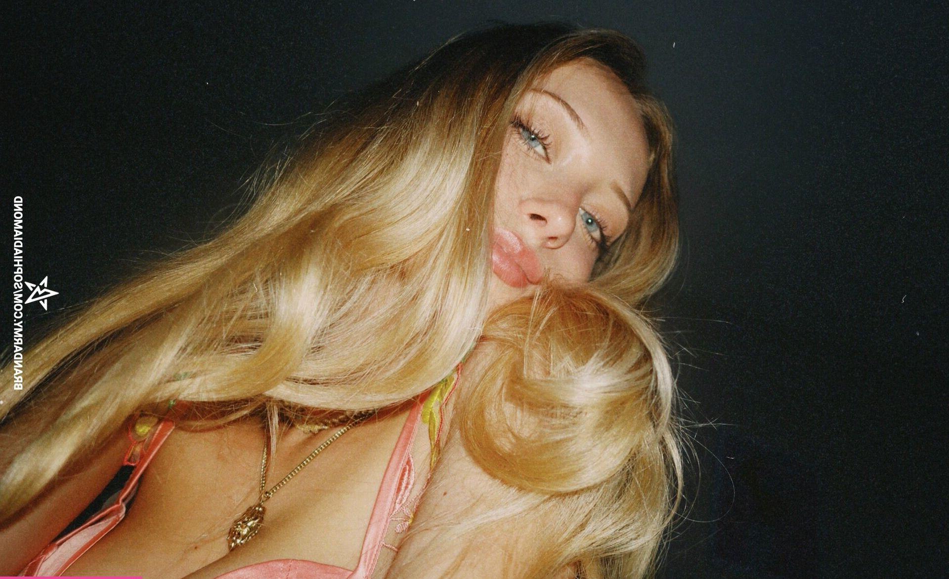 25P Sophia.ilysm nude