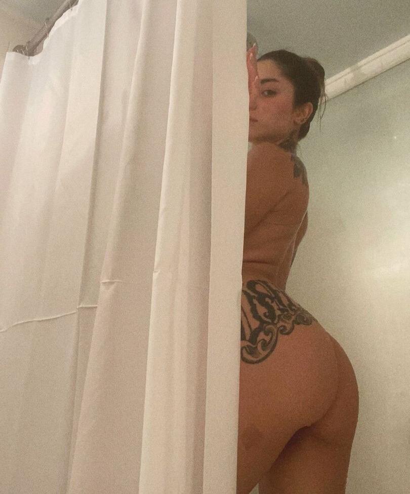 25P Ray Mattos nude