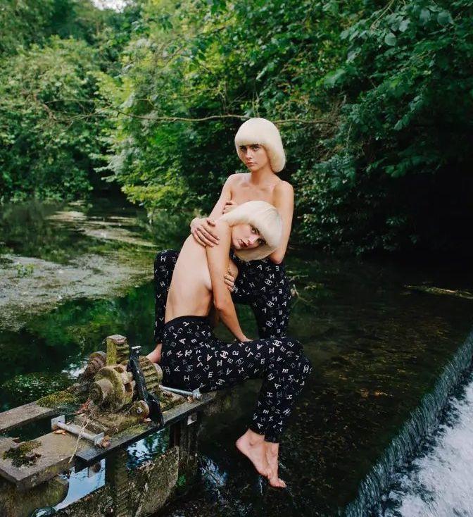 25P Cara Delevingne nude