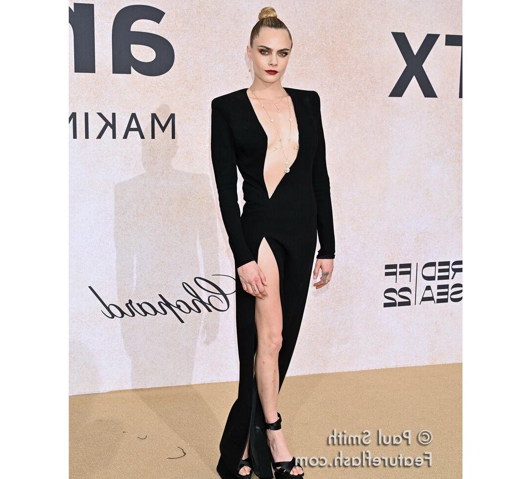 25P Cara Delevingne nude