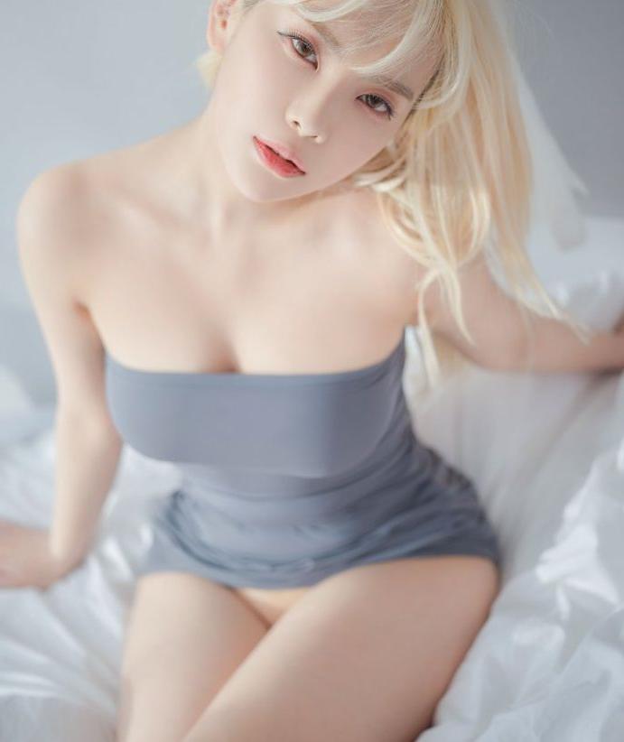 25P 퀸다미 Dami nude