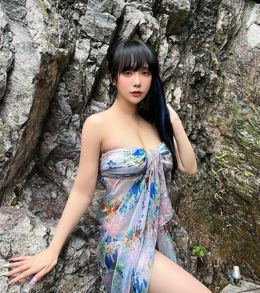 25P 퀸다미 Dami nude