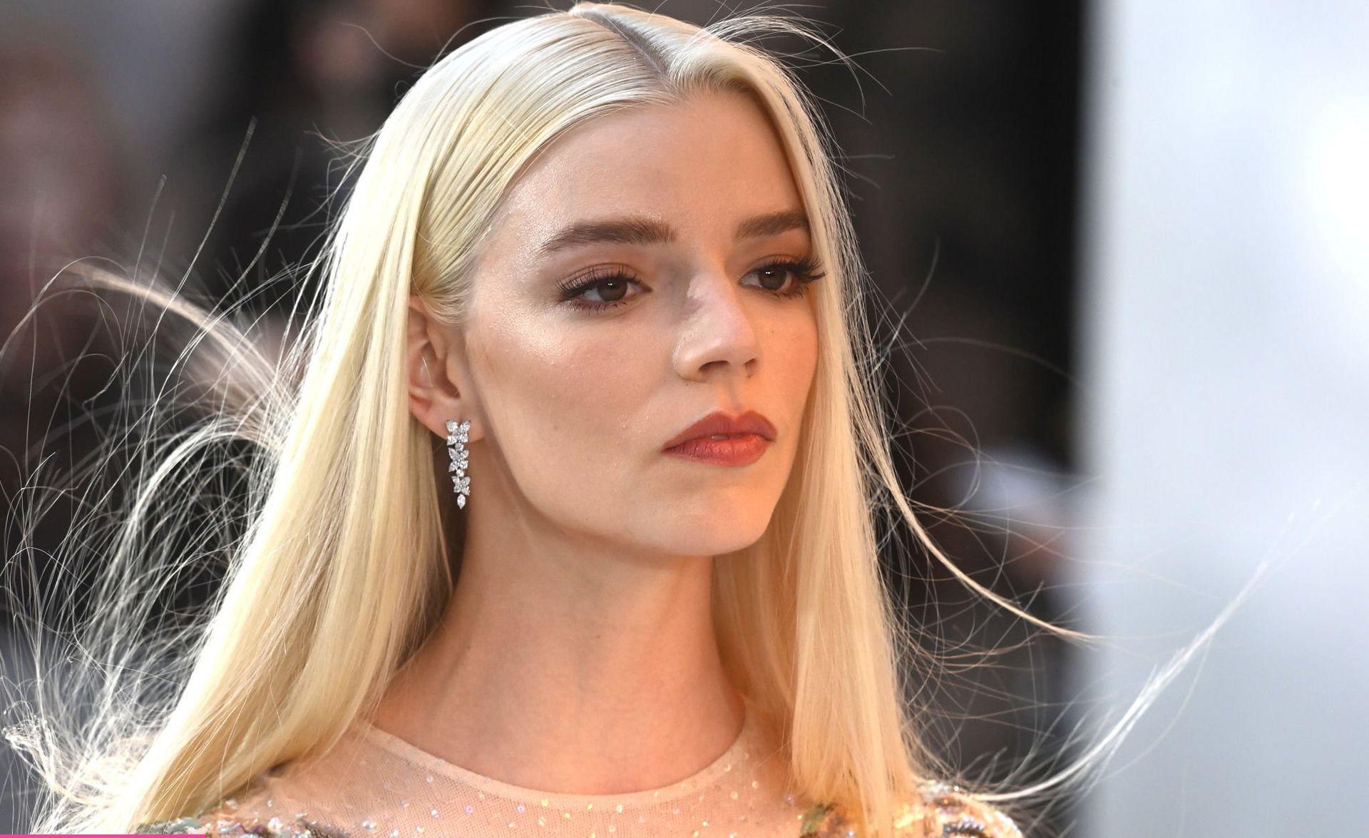 25P Anya Taylor-Joy nude