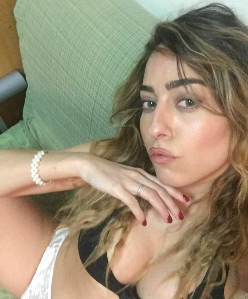 25P Paola Saulino nude