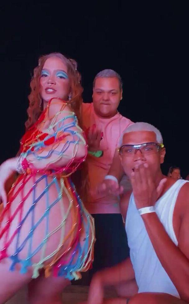25P Mel Maia nude