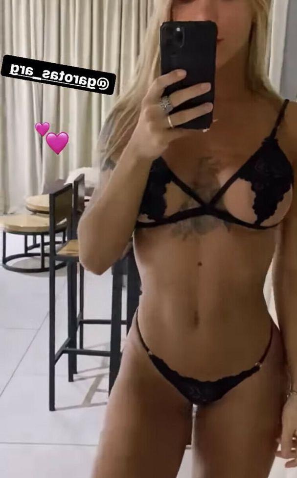 25P Antonela Ramirez nude