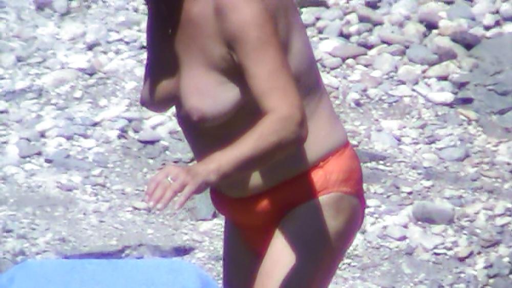 14P Nude beach swingers 2