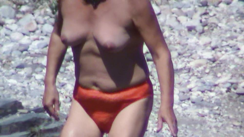 14P Nude beach swingers 2