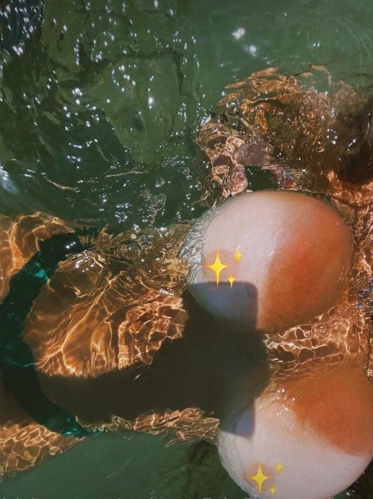 25P Moonwolgirl nude