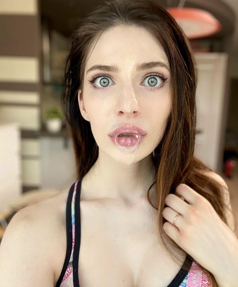 25P Little Rieslin nude