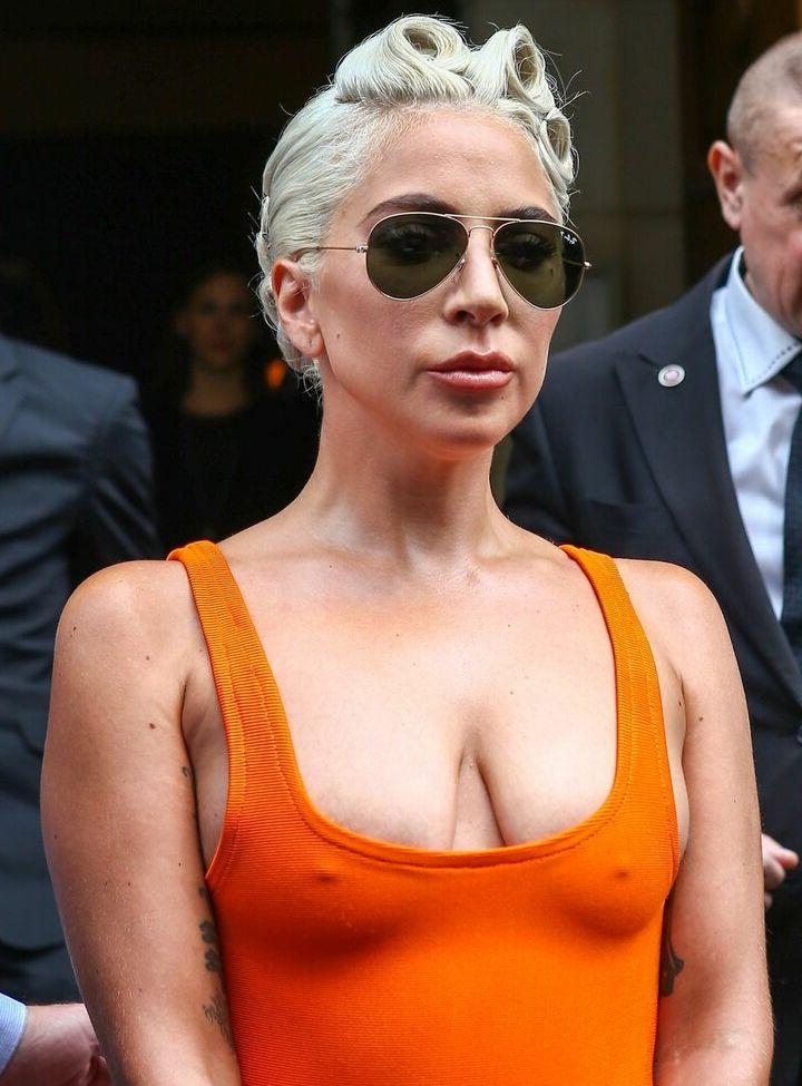 25P Lady Gaga nude