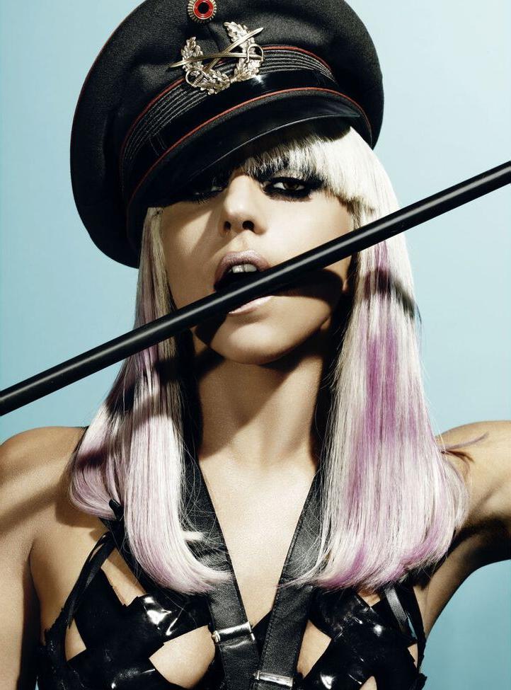25P Lady Gaga nude