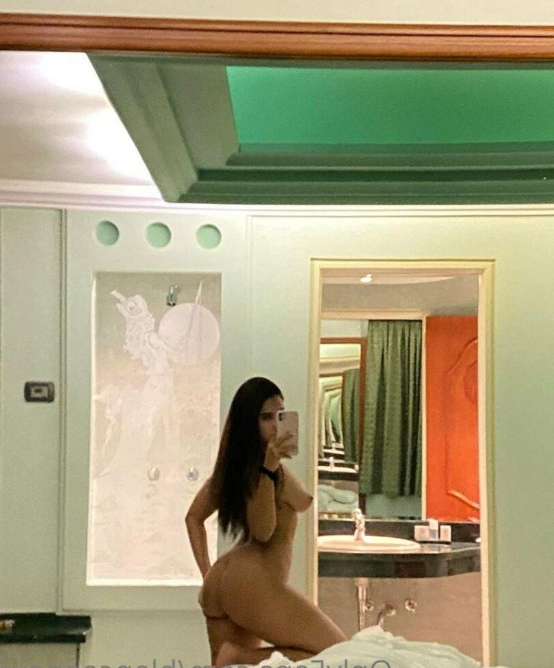 25P Ana Blanco nude
