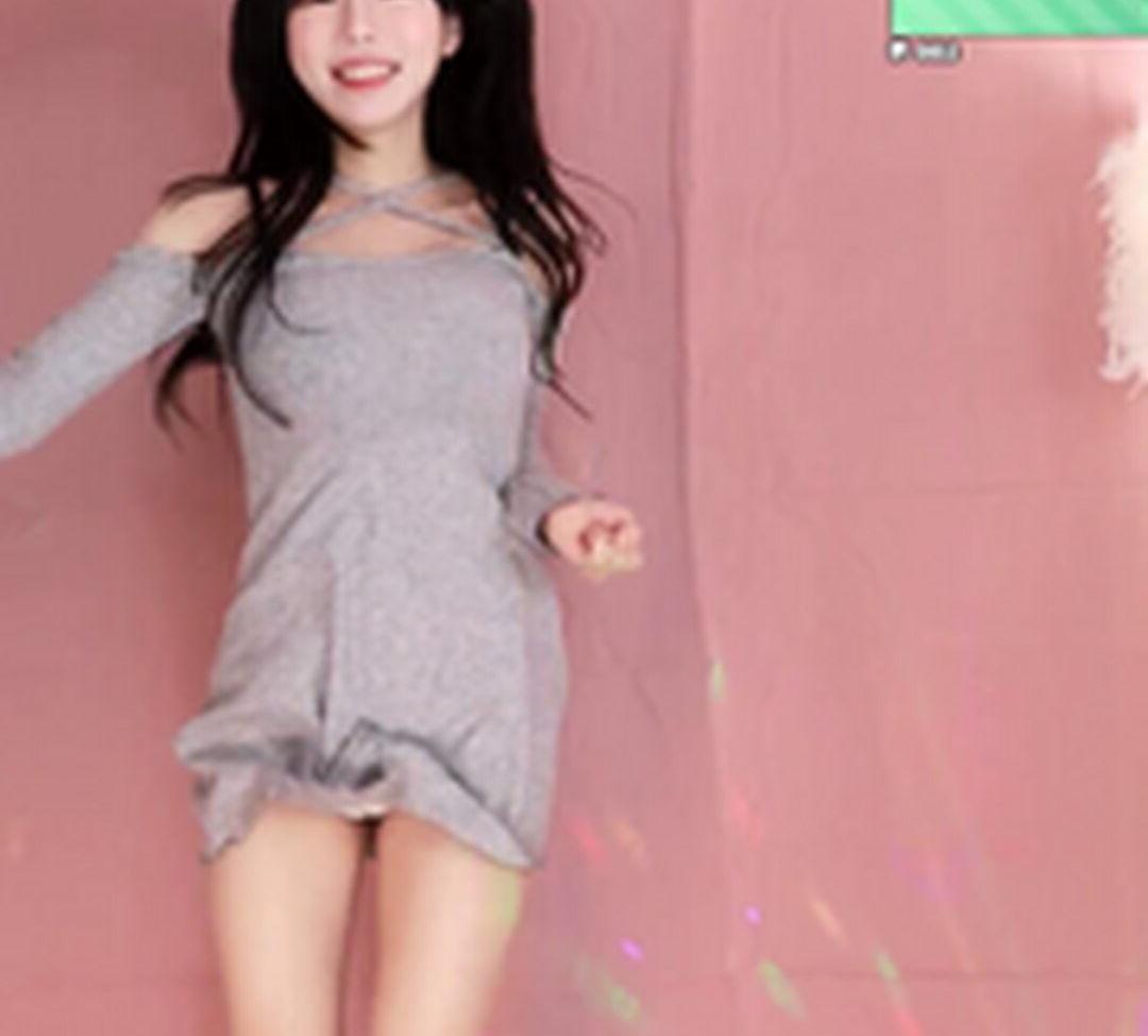 25P Addielyn nude