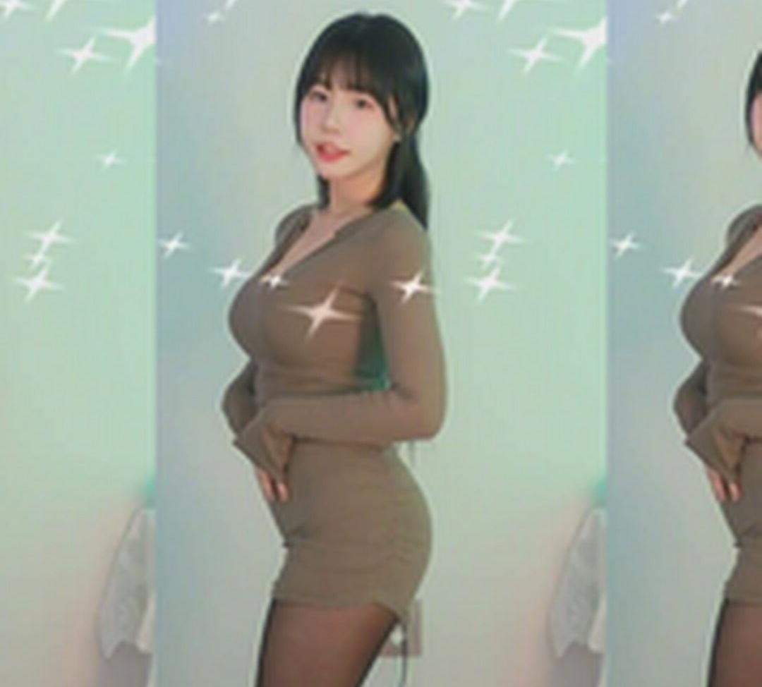 25P Addielyn nude