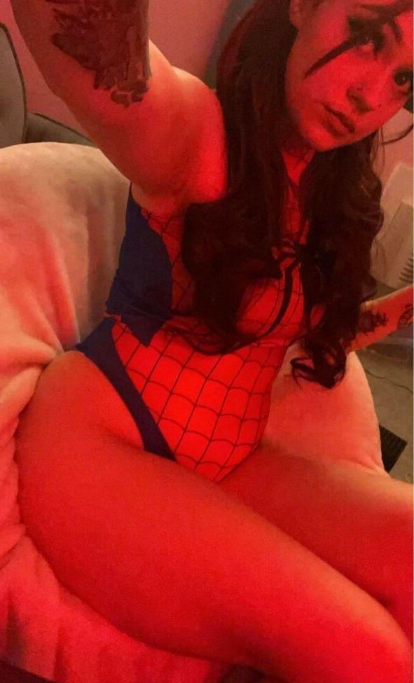 25P Alleykat421 nude