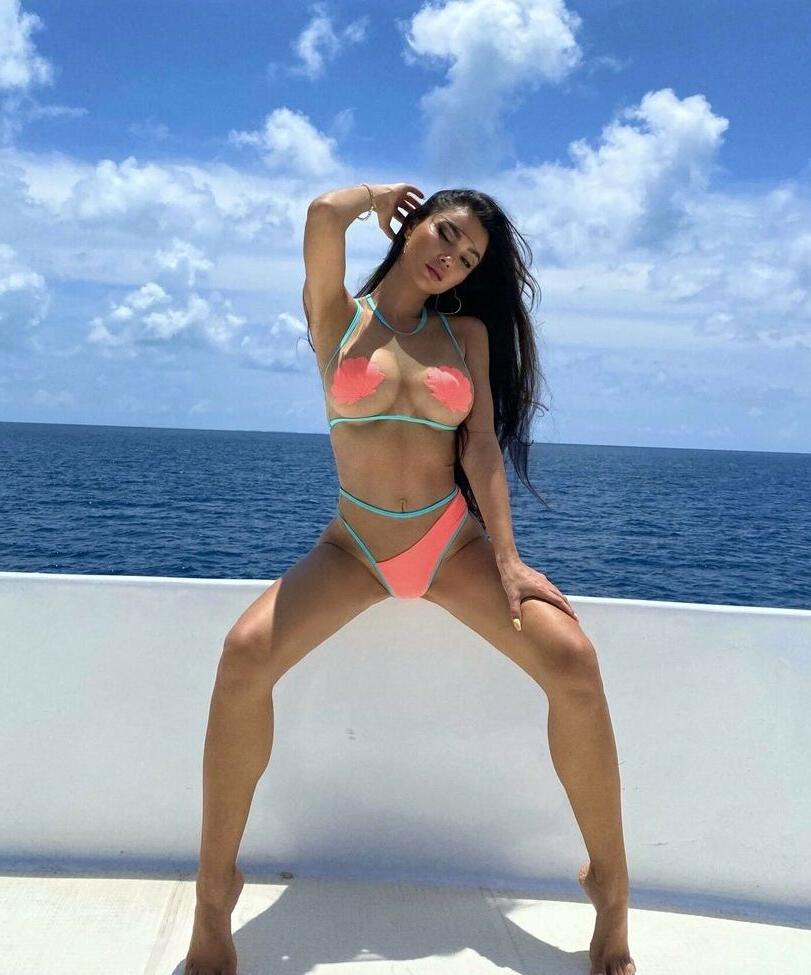 25P Sveta Bilyalova nude