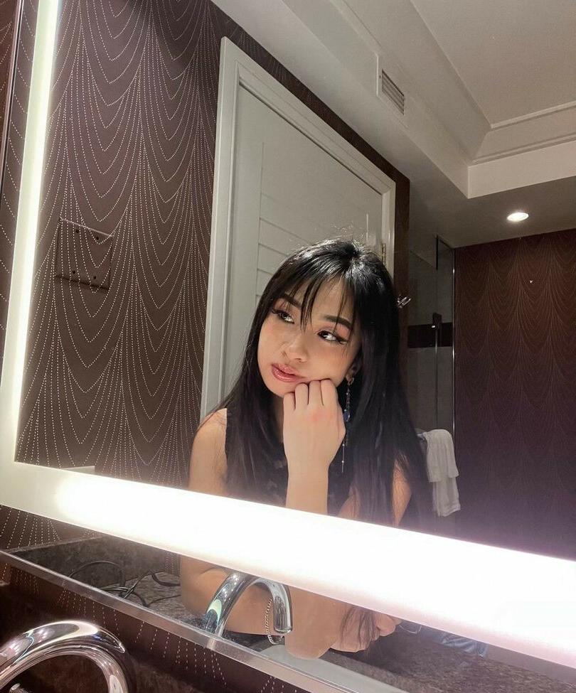 25P Asian Beauties nude