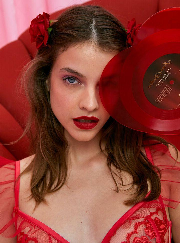 25P Barbara Palvin nude