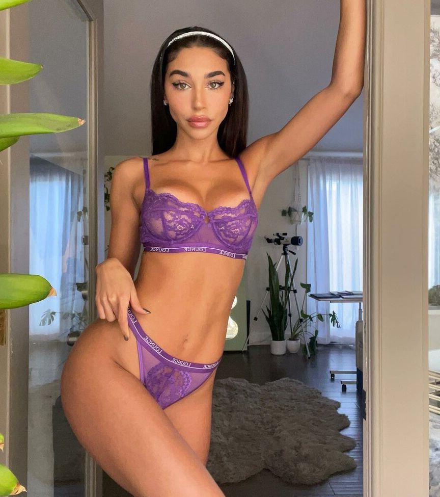 25P Chantel Jeffries nude