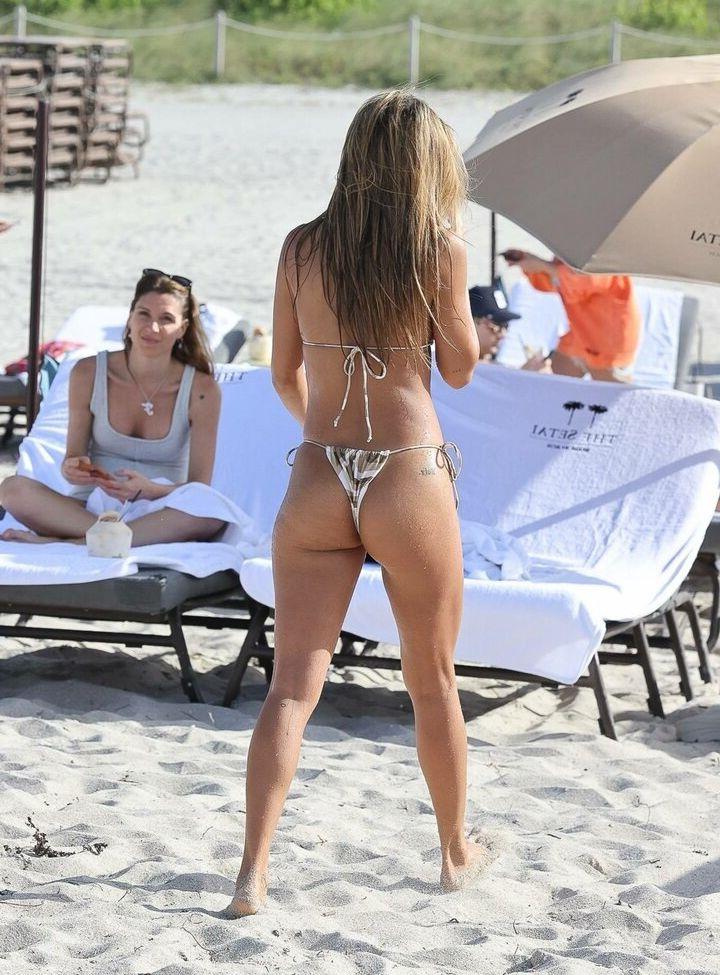 25P Chantel Jeffries nude