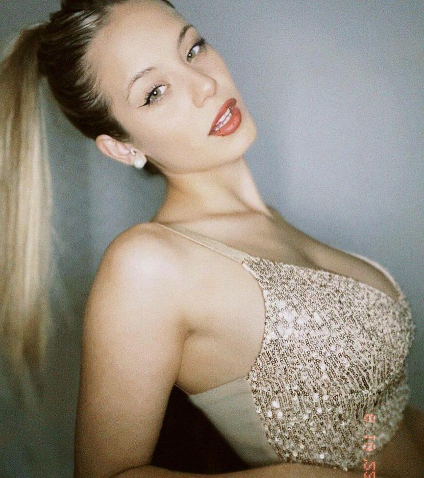 25P Sol Aguilera nude