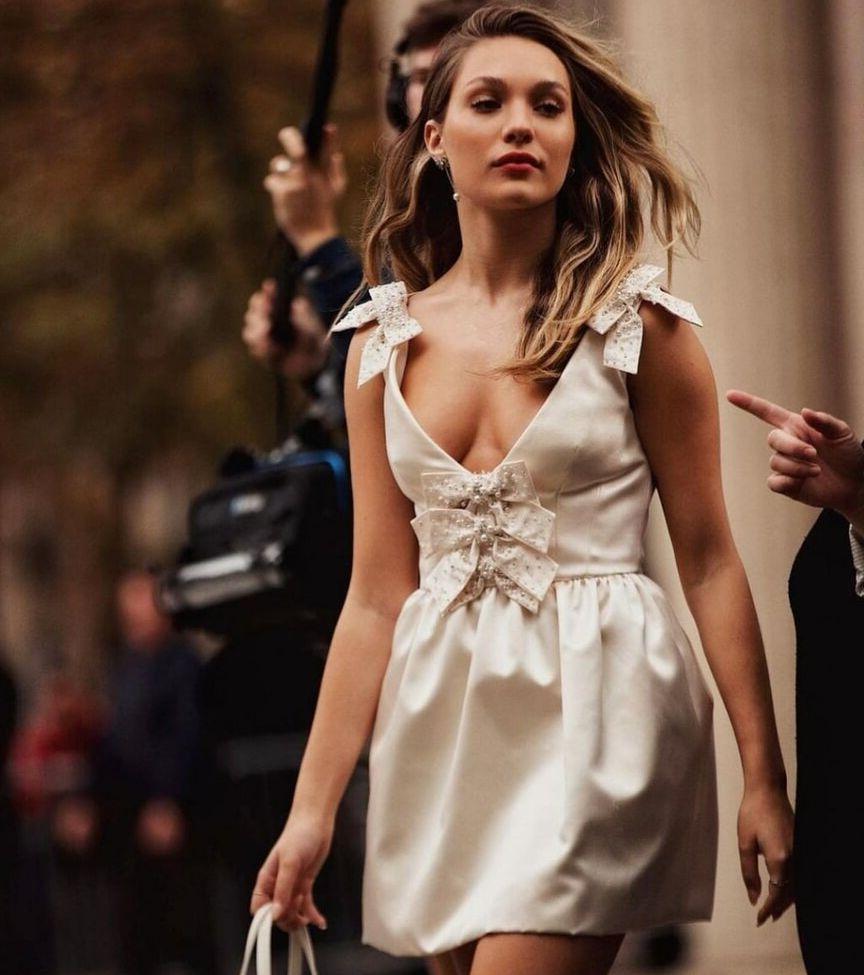 25P Maddie Ziegler nude